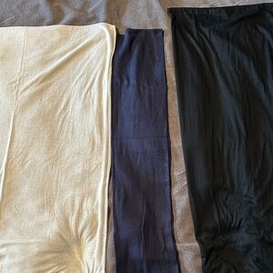 Elegant Cream, Navy, and Black Scarf Set